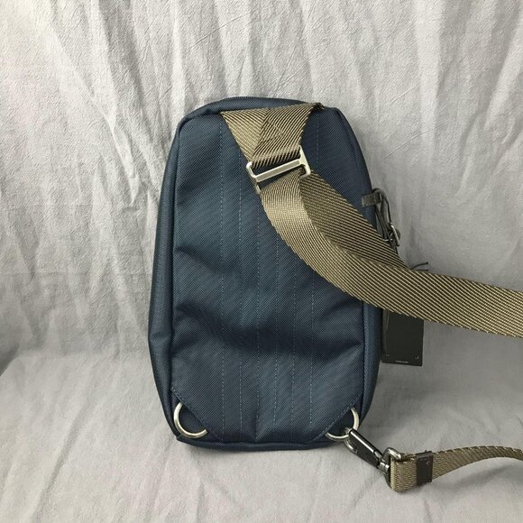 TUMI SLING BAG In blue - Picture 5 of 11